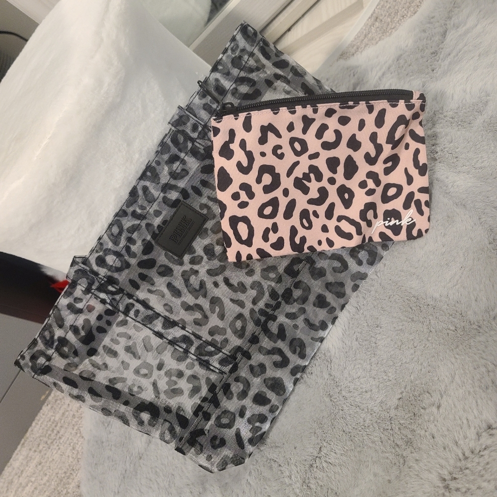 Pink Mesh Bag with Cosmetic Bag Incluided.